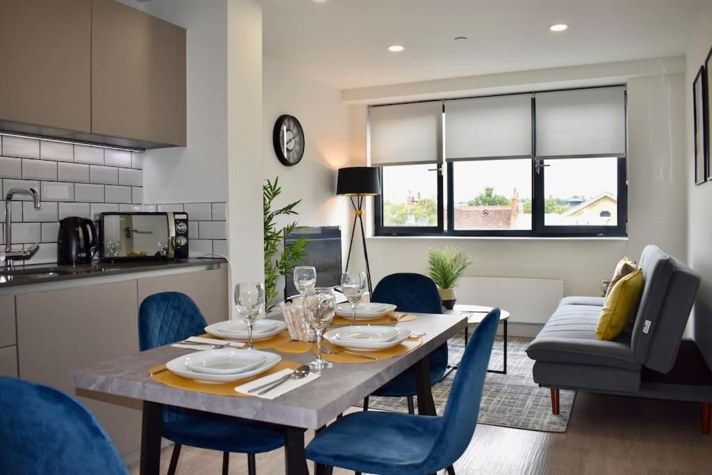 Stylish Modern 1Bed Apartment In 베드퍼드 외부 사진